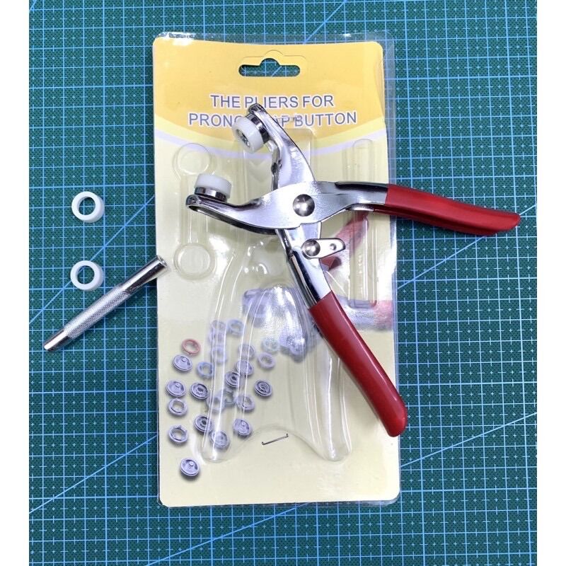 Combo kềm và bịch 100 cái nút bấm vành sắt cỡ 9,5mm