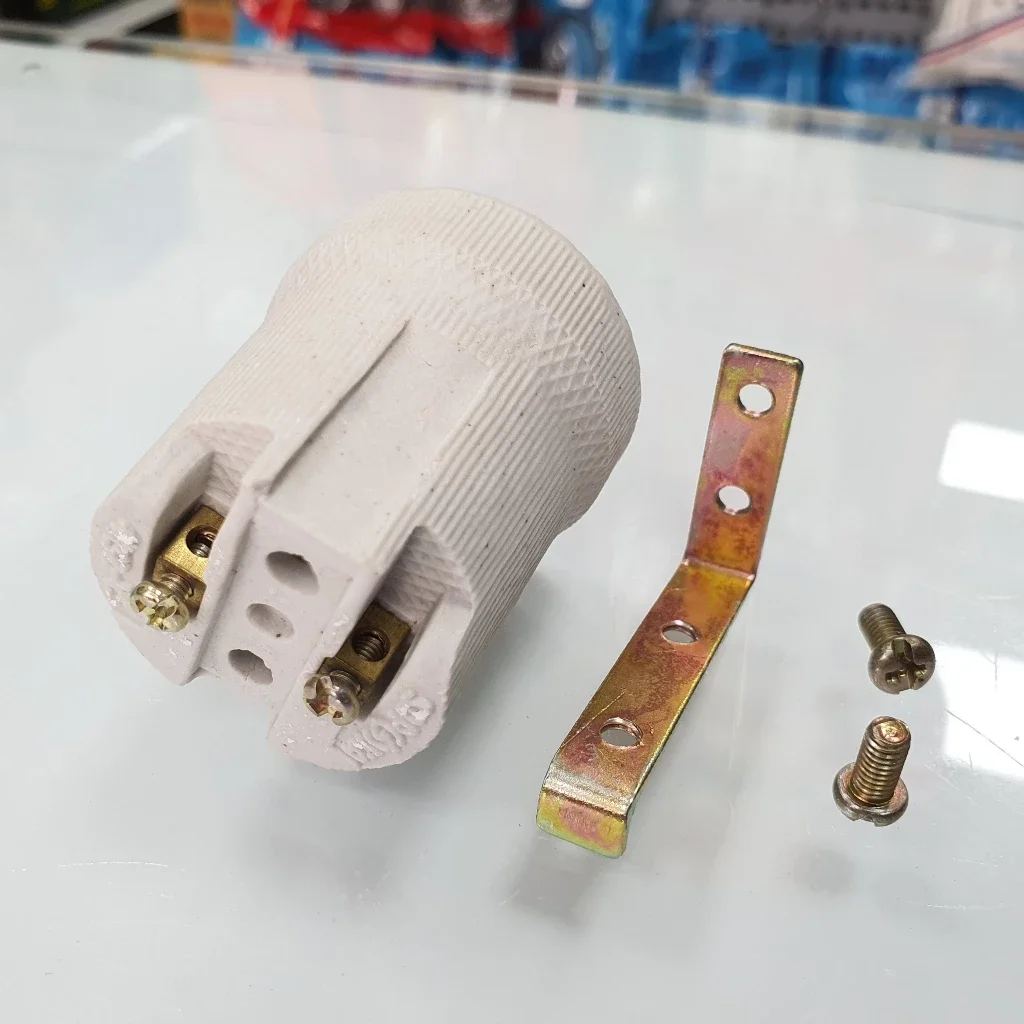 Đuôi đèn sứ chiu nhiệt, chịu mưa E27 Sopoka