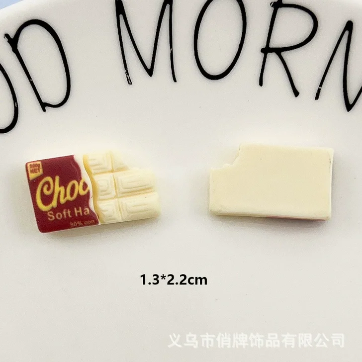 charm điện thoại hình vĩ socola