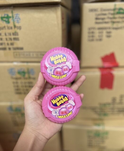 Kẹo gum cuộn Hubba Bubba