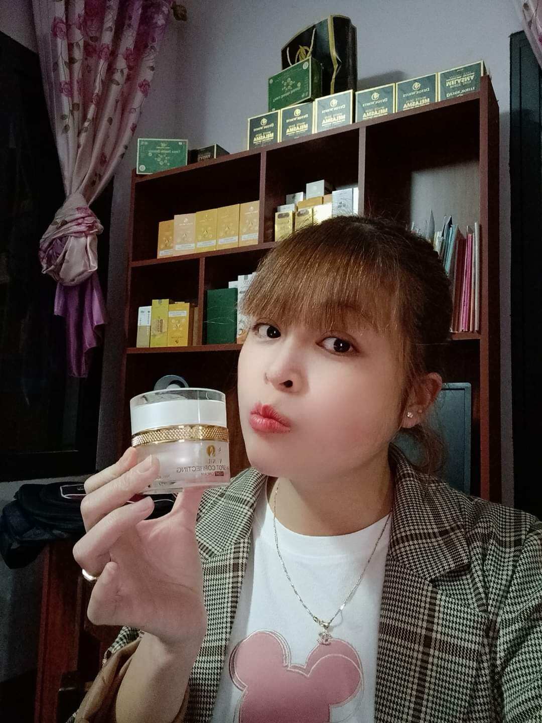 VUA ỨC CHẾ NÁM DƯỠNG NGÀY VENRA