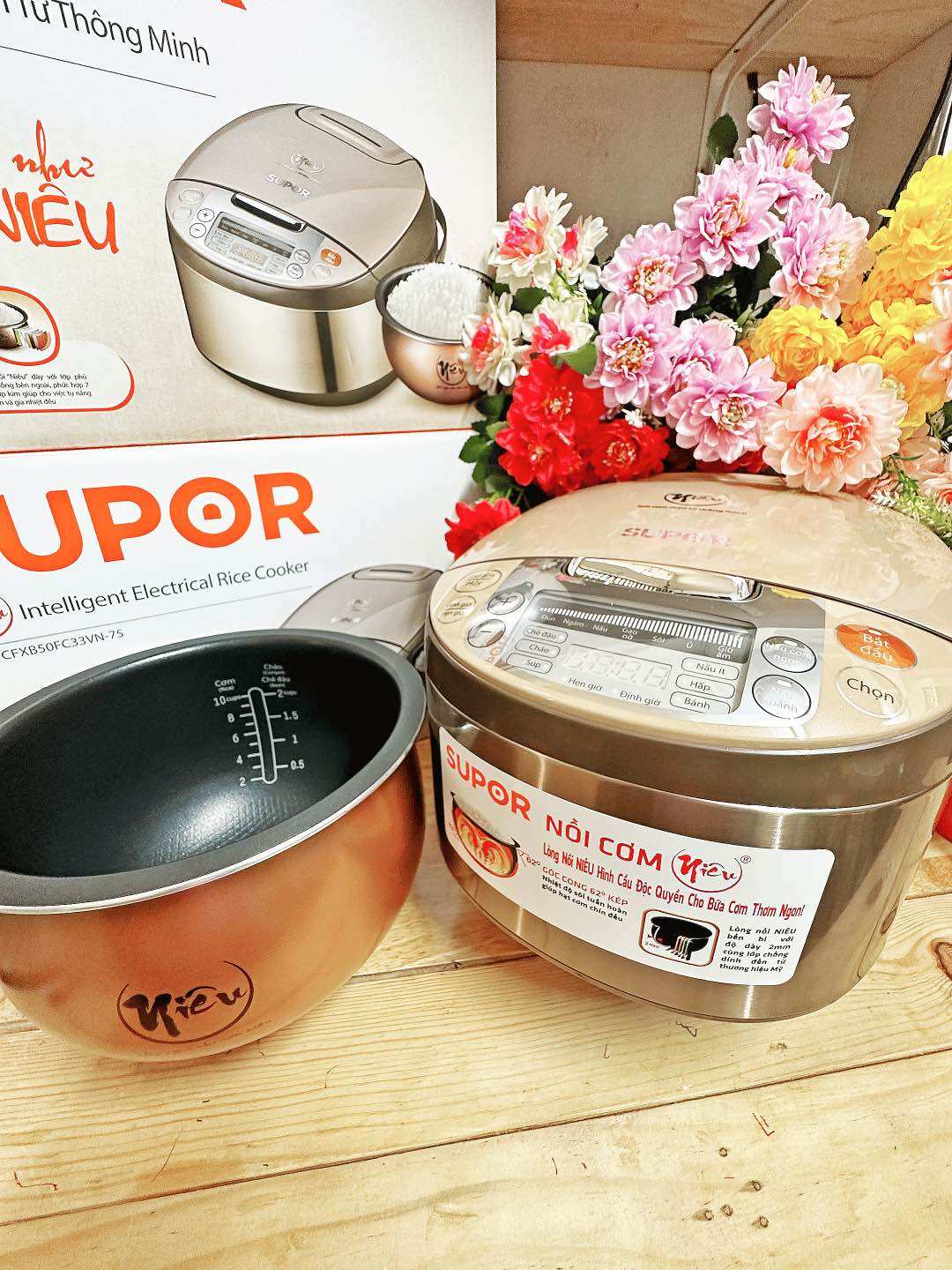 Nồi cơm điện tử lồng nồi niêu supor cfxb50fc33vn-75 1.8 lít