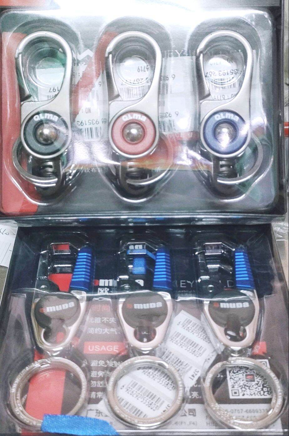 móc khóa màu kiểu tốt - 1 cái....