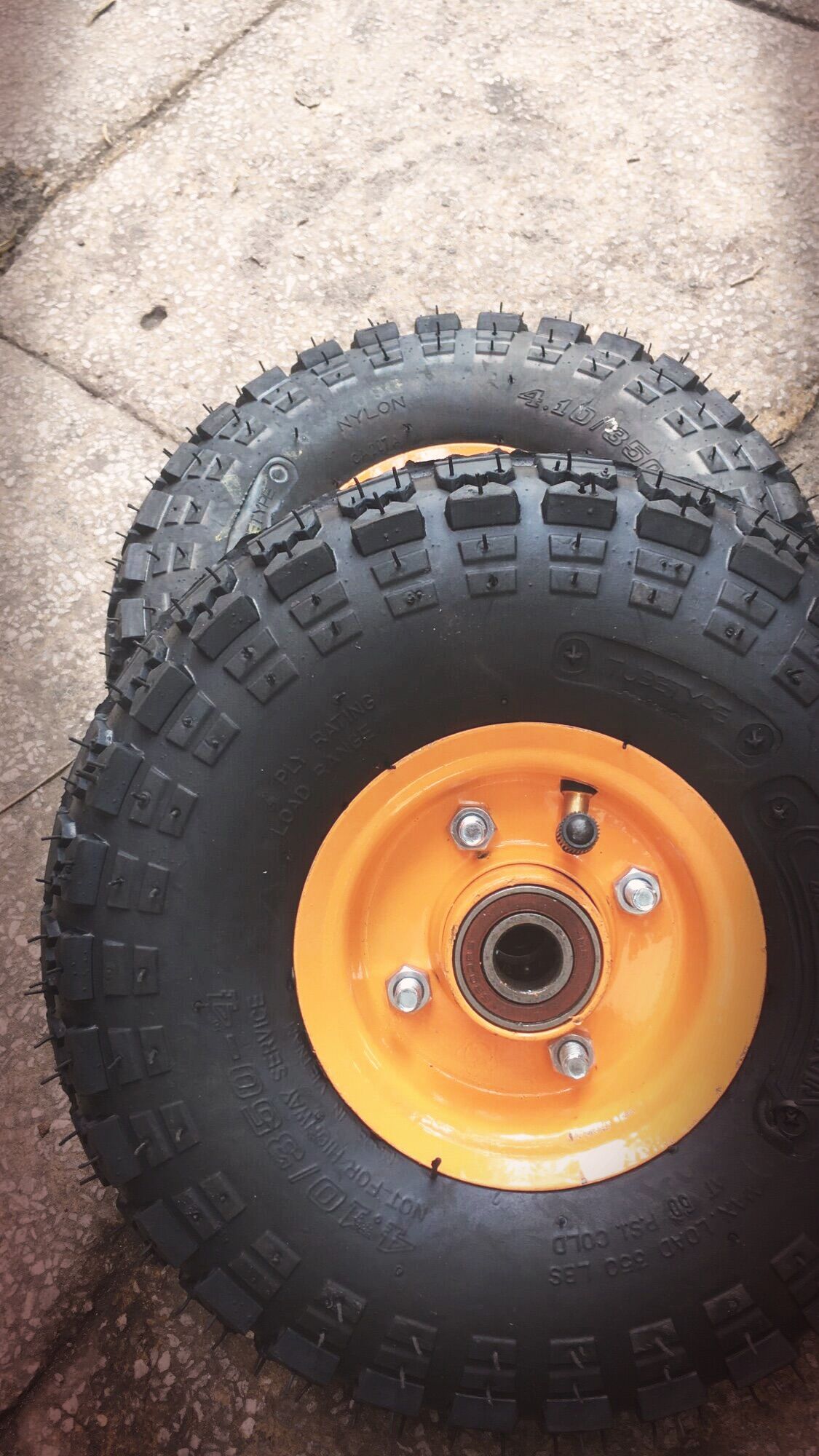 [HCM]Bánh xe bơm hơi 350-4 25cm