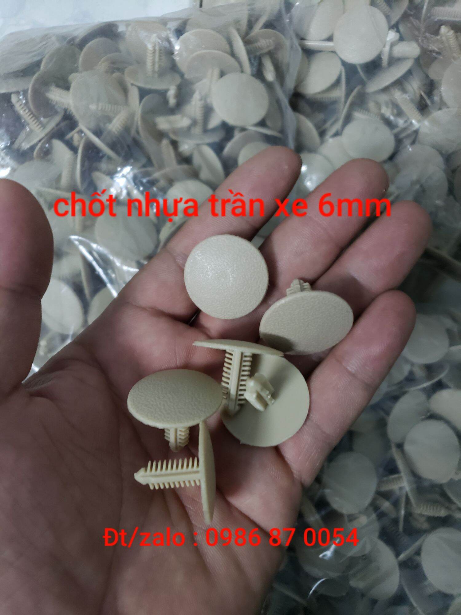 100 chốt nhút nhựa 6mm trần xe ô tô
