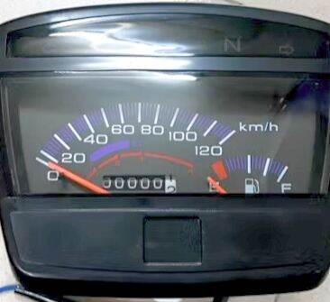 [Hcm] Dream Car Clock Is High-End...