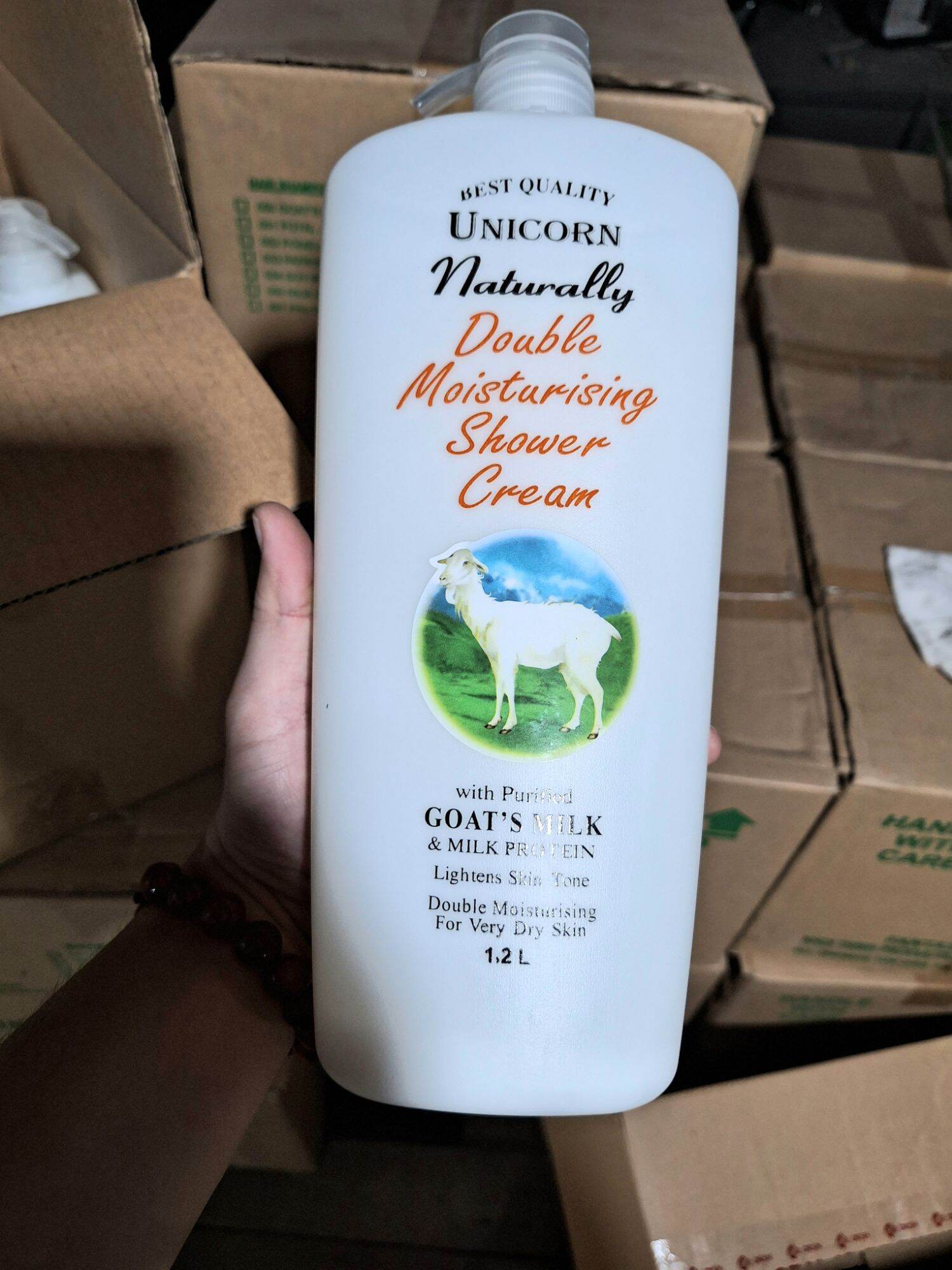 Sữa tắm Unicorn Naturally tinh chất sữa dê 1.2 lít
