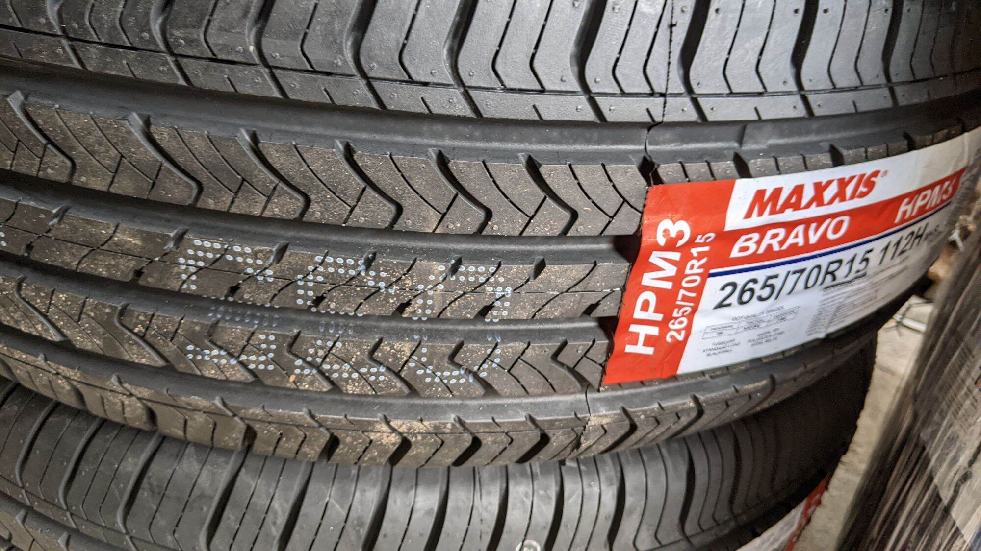 Lốp 265/70R15 112H Maxxis HP-M3