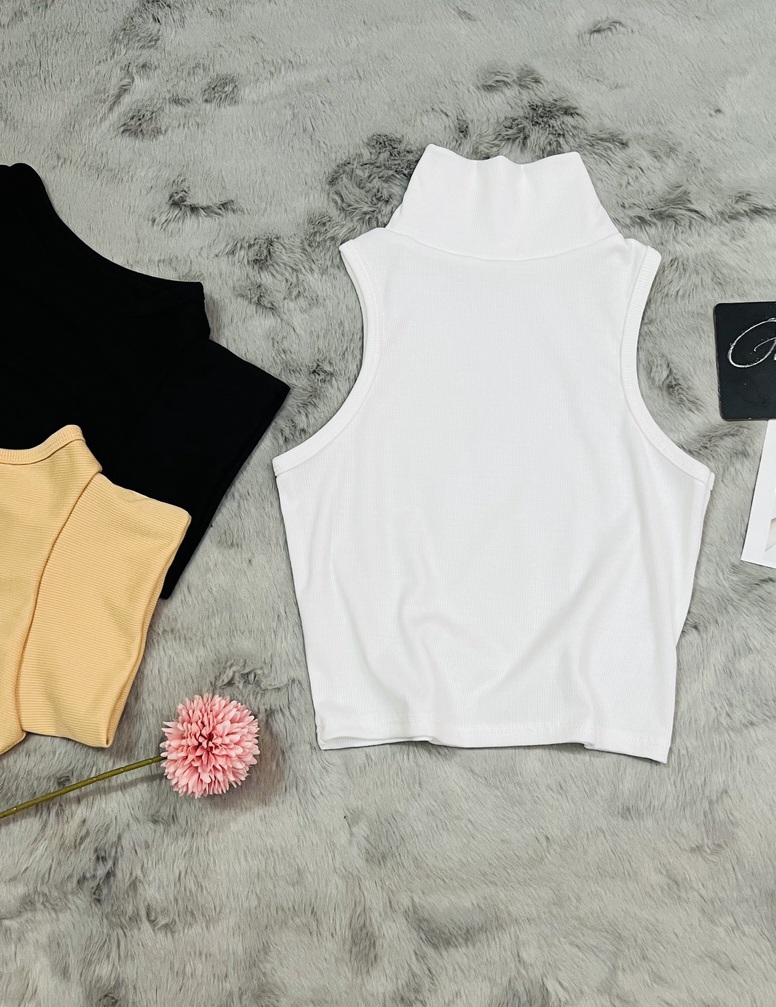 Áo croptop ba lỗ cổ lọ