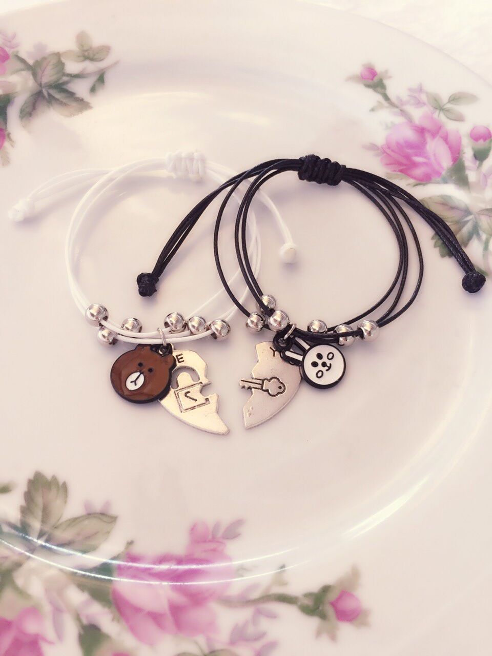 Vòng tay cặp đôi gấu thỏ (02 vòng), đa dạng mẫu mã, chất lượng đảm bảo và cam kết hàng đúng mô tả