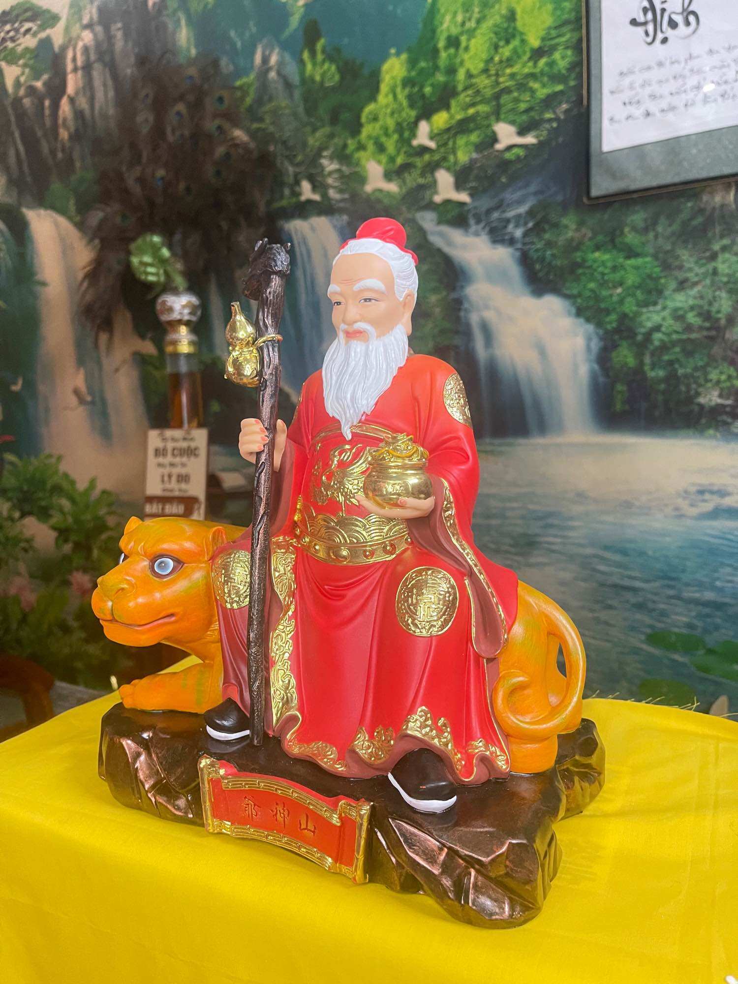 Tượng Sơn Thần