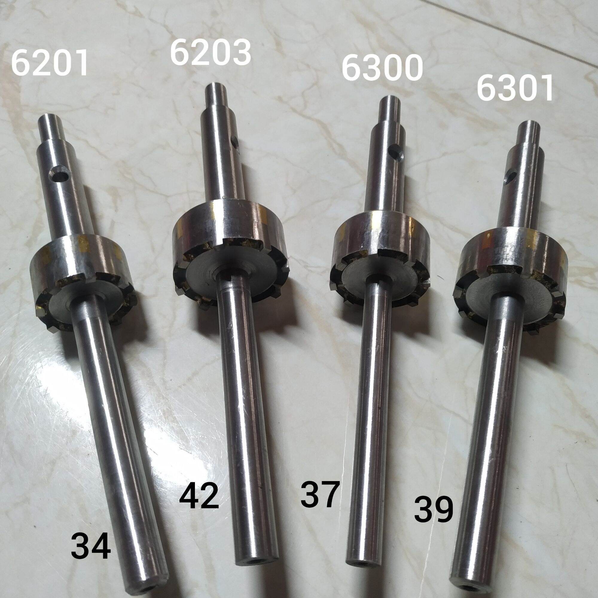 Dụng Cụ Tiện Và Cabi 6201-6203-6300-6301