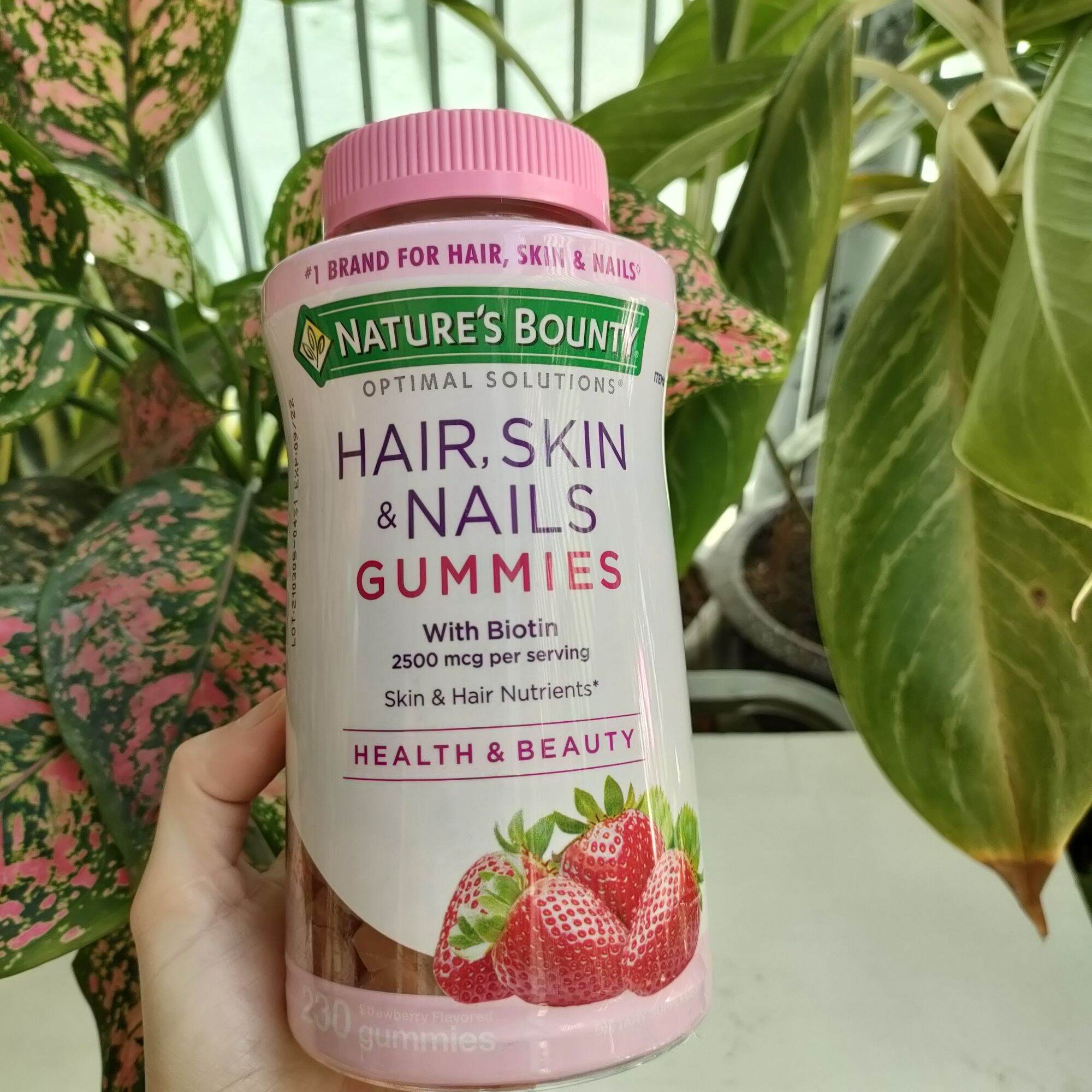 Vitamin đẹp da tóc móng Nature's Bounty Hair Skin Nail Gummies Biotin 230 viên - Mỹ