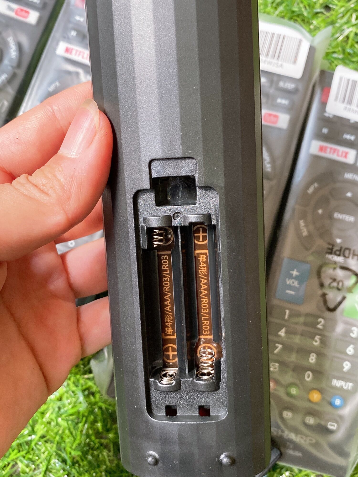 Điều khiển tivi  SHARP HÀNG THEO MÁY