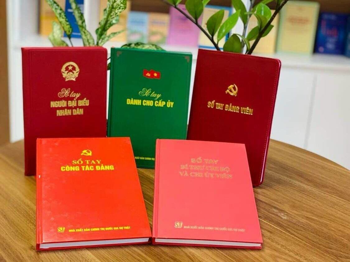 Sổ tay Đảng viên bìa da
