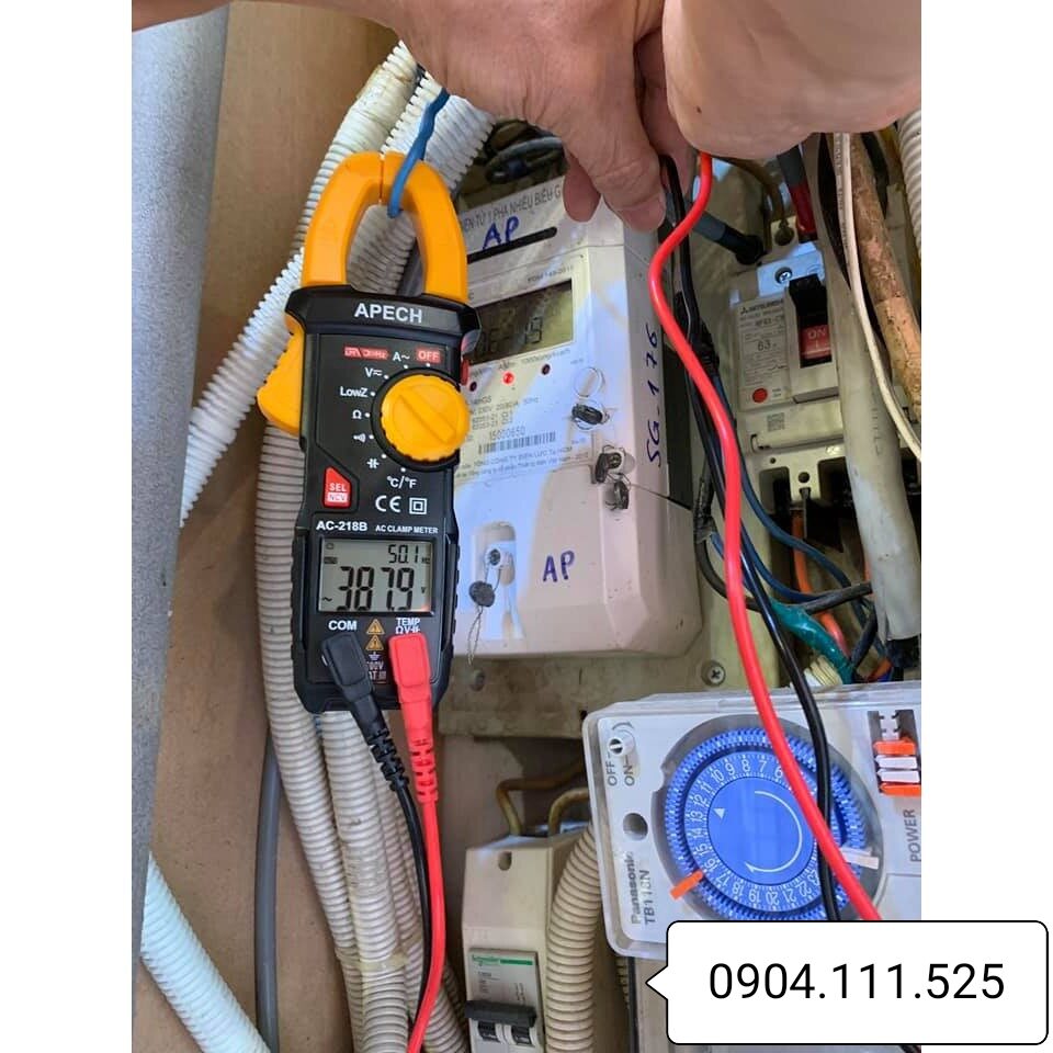 Ampe kìm đo dòng AC APECH AC-218B (600A) 
