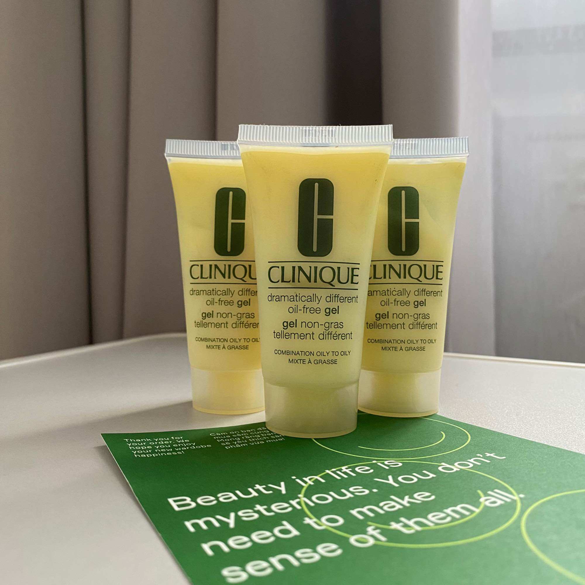 Gel dưỡng ẩm Clinique Dramatically Different Moisturizing Gel 30ml