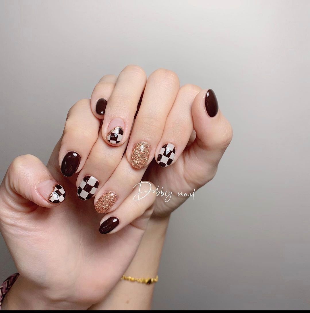 Móng giả thiết kế theo yêu cầu-mẫu nail khách đặt