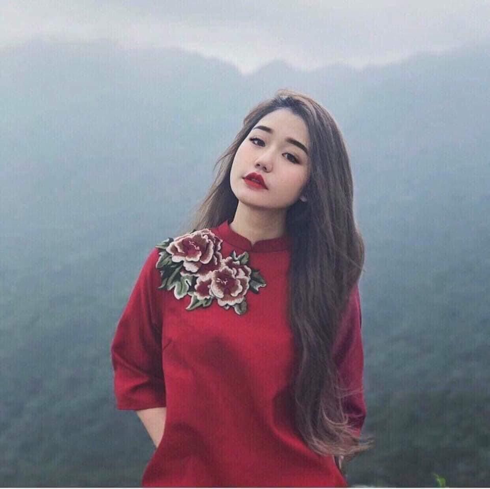 Áo Dài Tết Cách Tân Đỏ Mong Năm Mới May Mắn