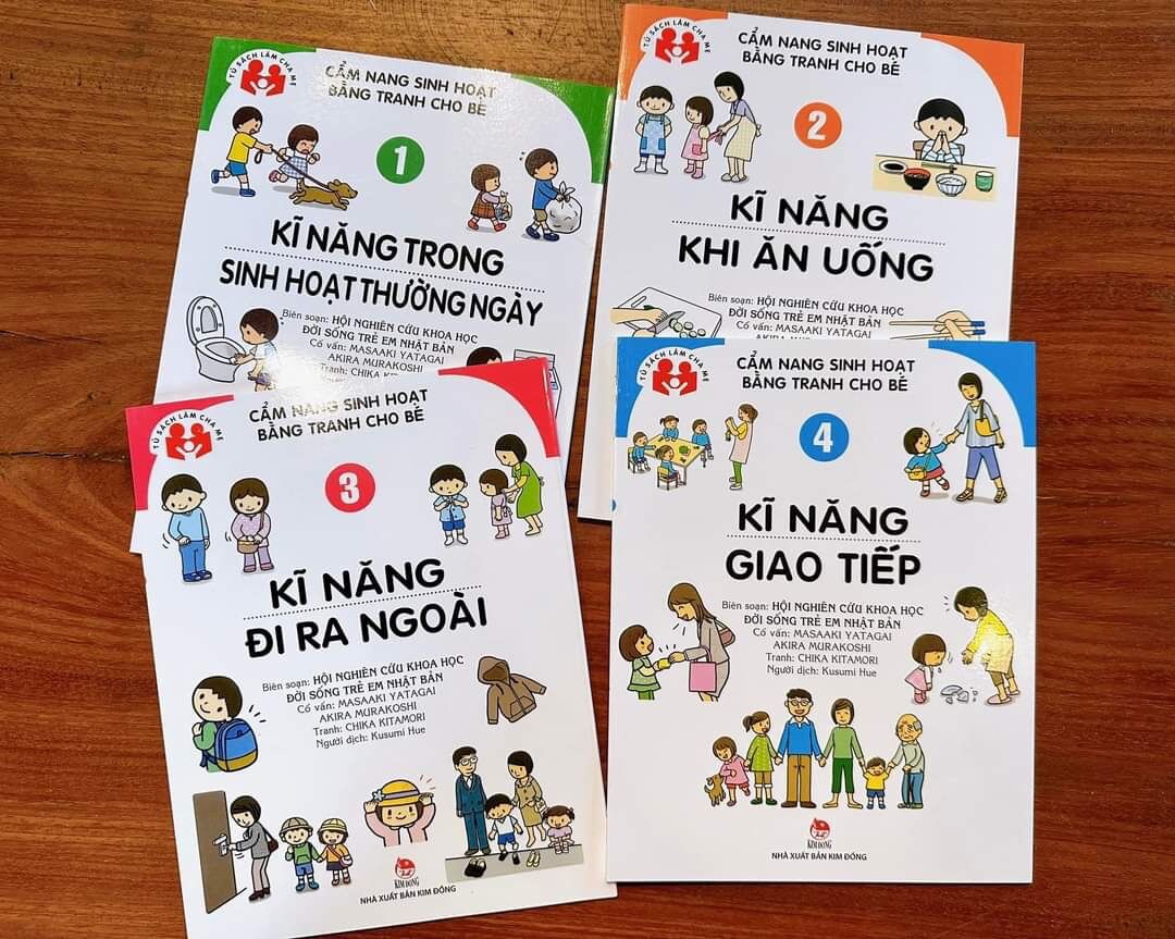 Cẩm nang sinh hoạt bằng tranh cho bé 4 cuốn