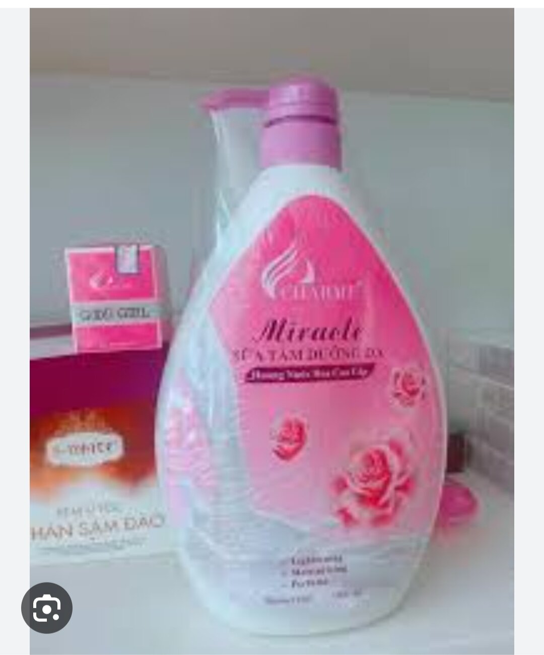Sữa Tắm Nước Hoa Charme Miracle 1000ml