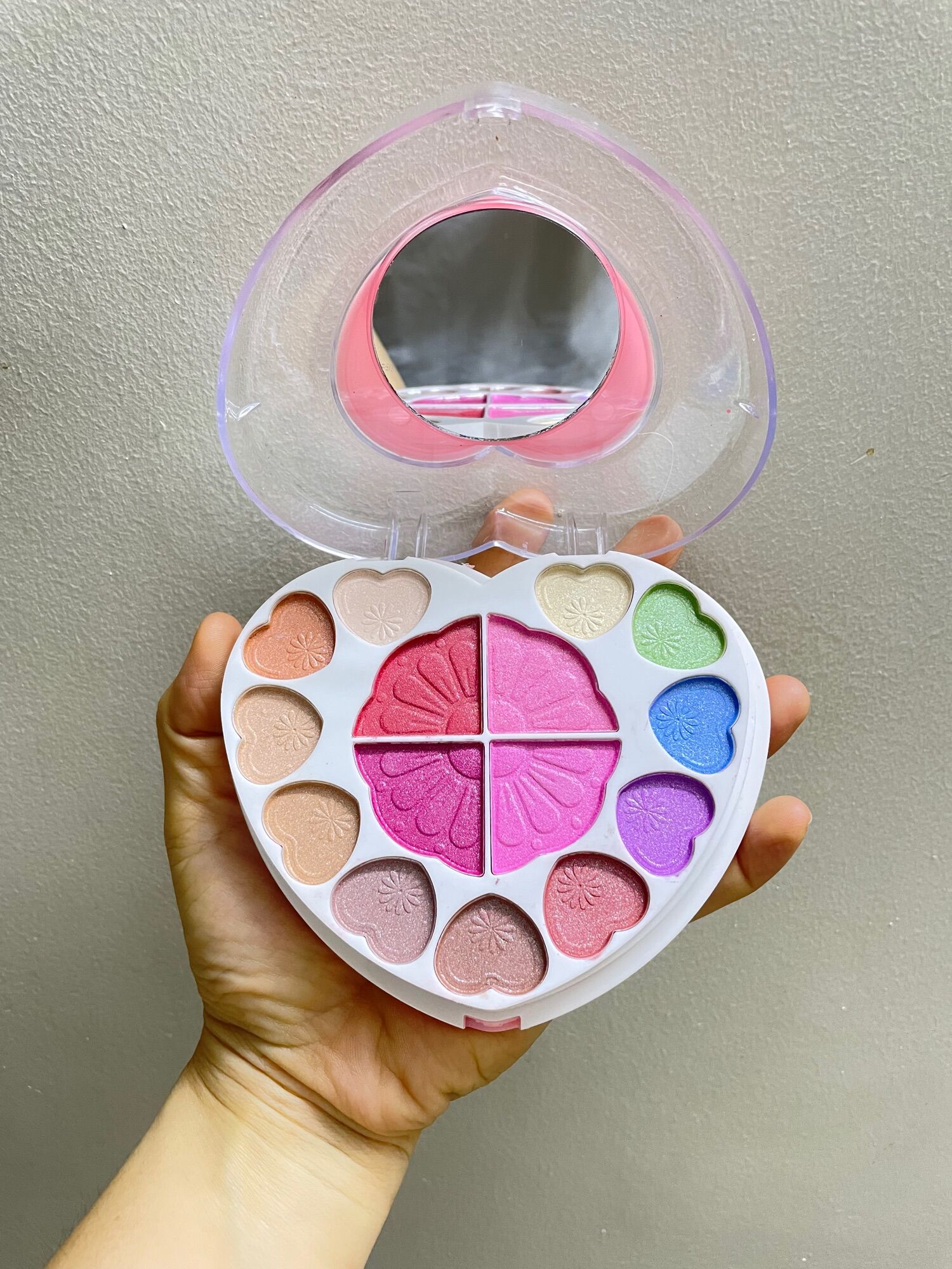Bộ kit trang điểm tya trái tim đa năng 2 tầng