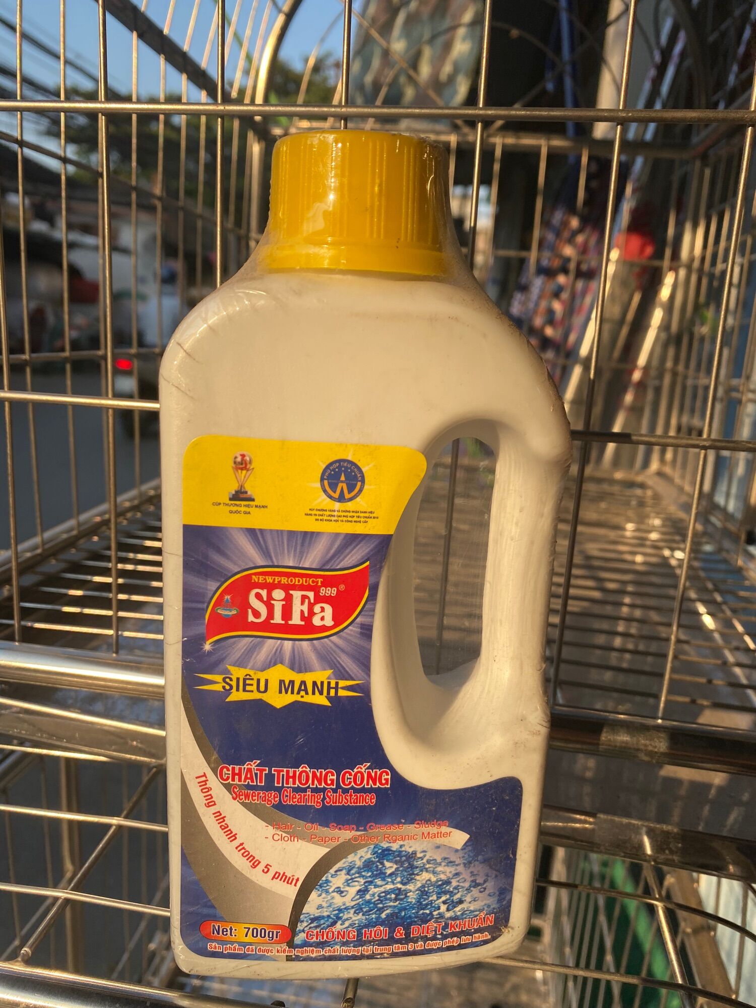 Chất thông cống và cầu SiFa dạng nước 700g