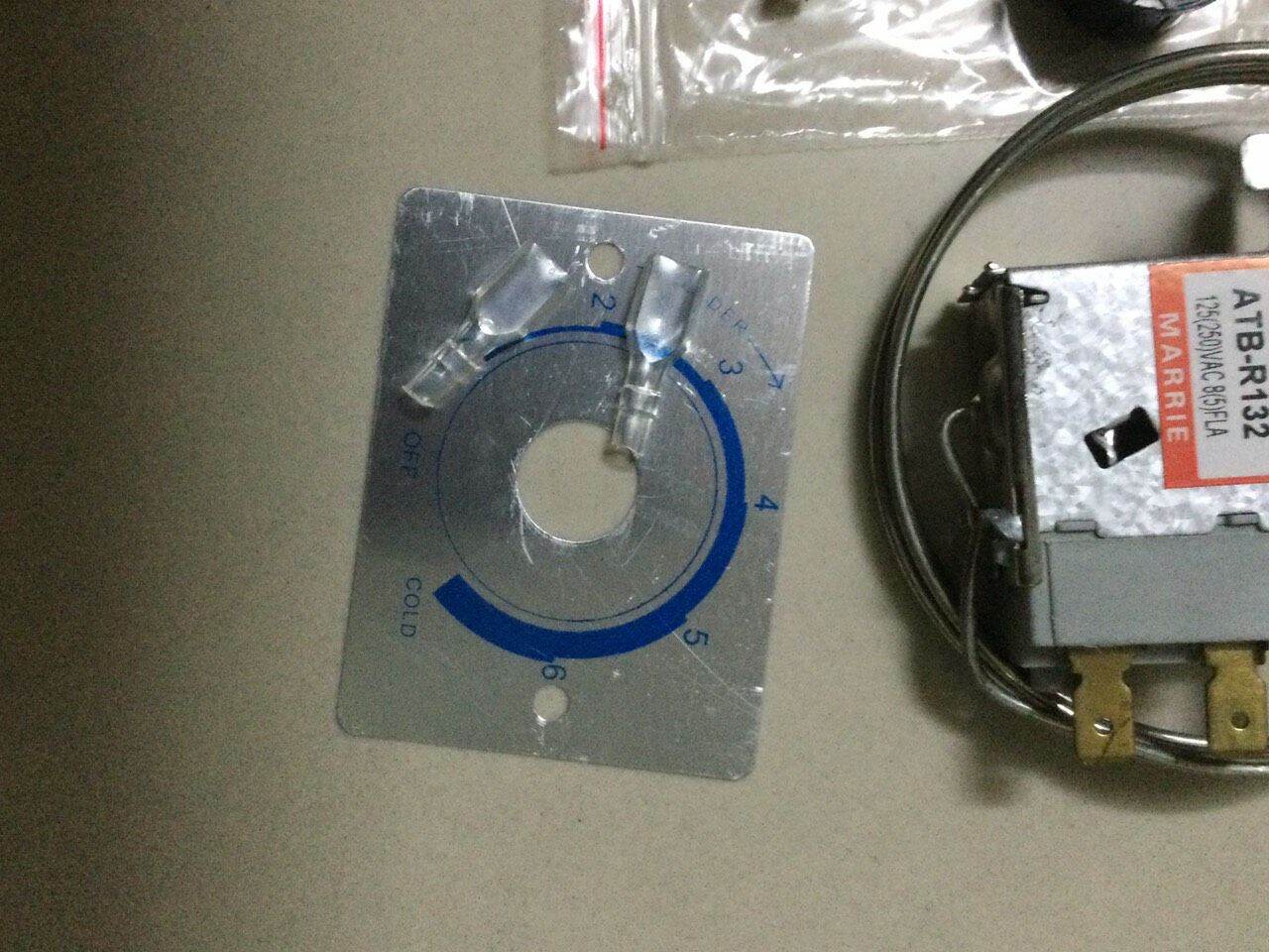 [HCM]cảm biến nhiệt độ tủ thermostat 132