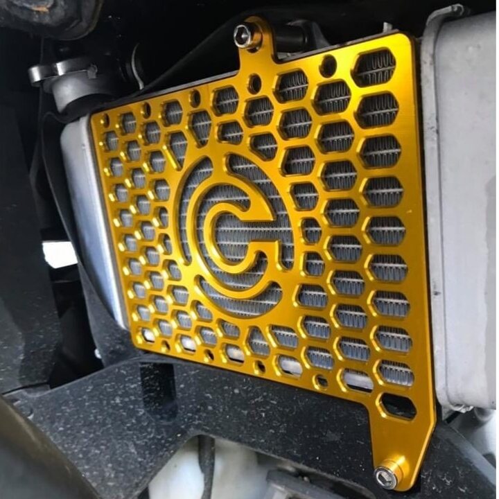 Che két nước winner x v3 v2 v1 nhôm cnc chữ c sơn màu