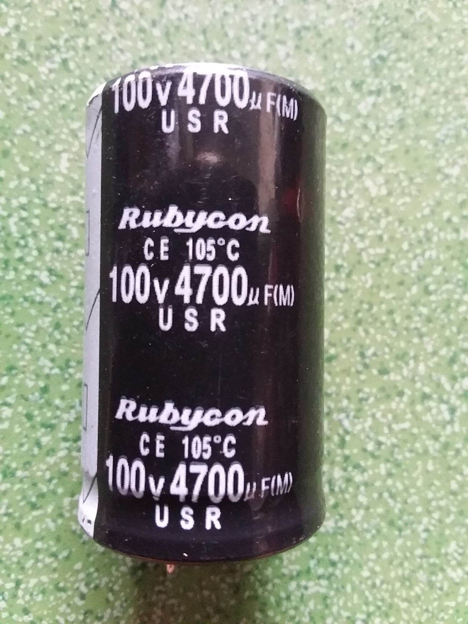 1-TỤ LỌC NGUỒN 100V-4700UF(30X50)