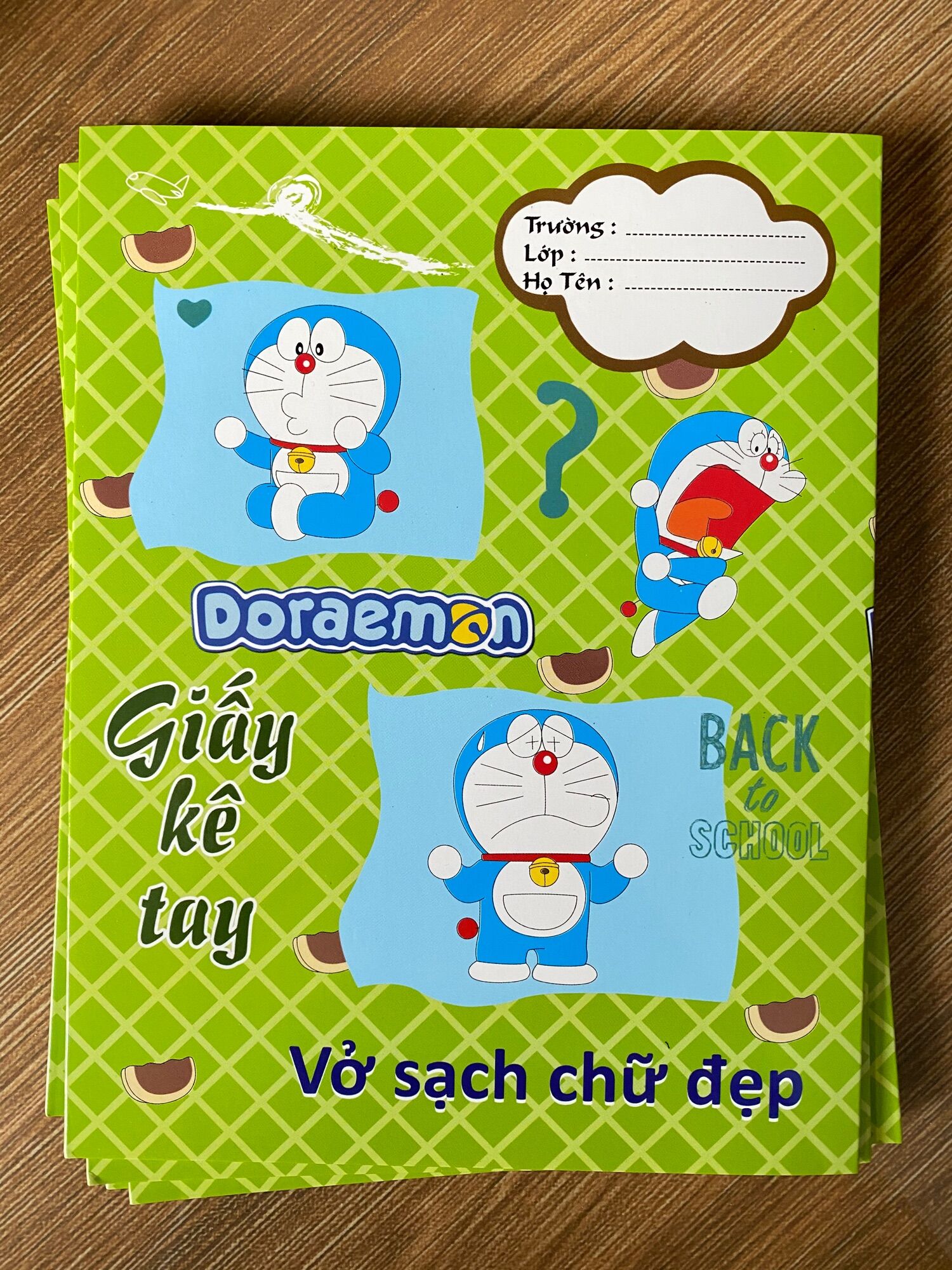 Bìa lót tay tập học sinh