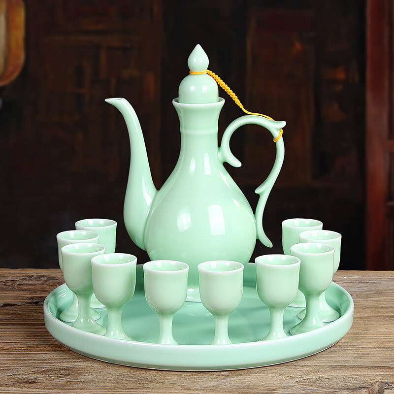 Bộ Rượu Gốm Sứ Trung Quốc Retro Bao Gồm Ly Sứ Một Mảnh Và Chai Rượu Phong Cách Truyền Thống Để Sử Dụng Tại Nhà