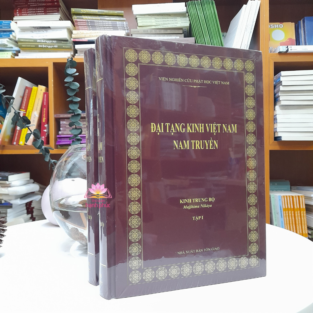Sách - kinh trung bộ
