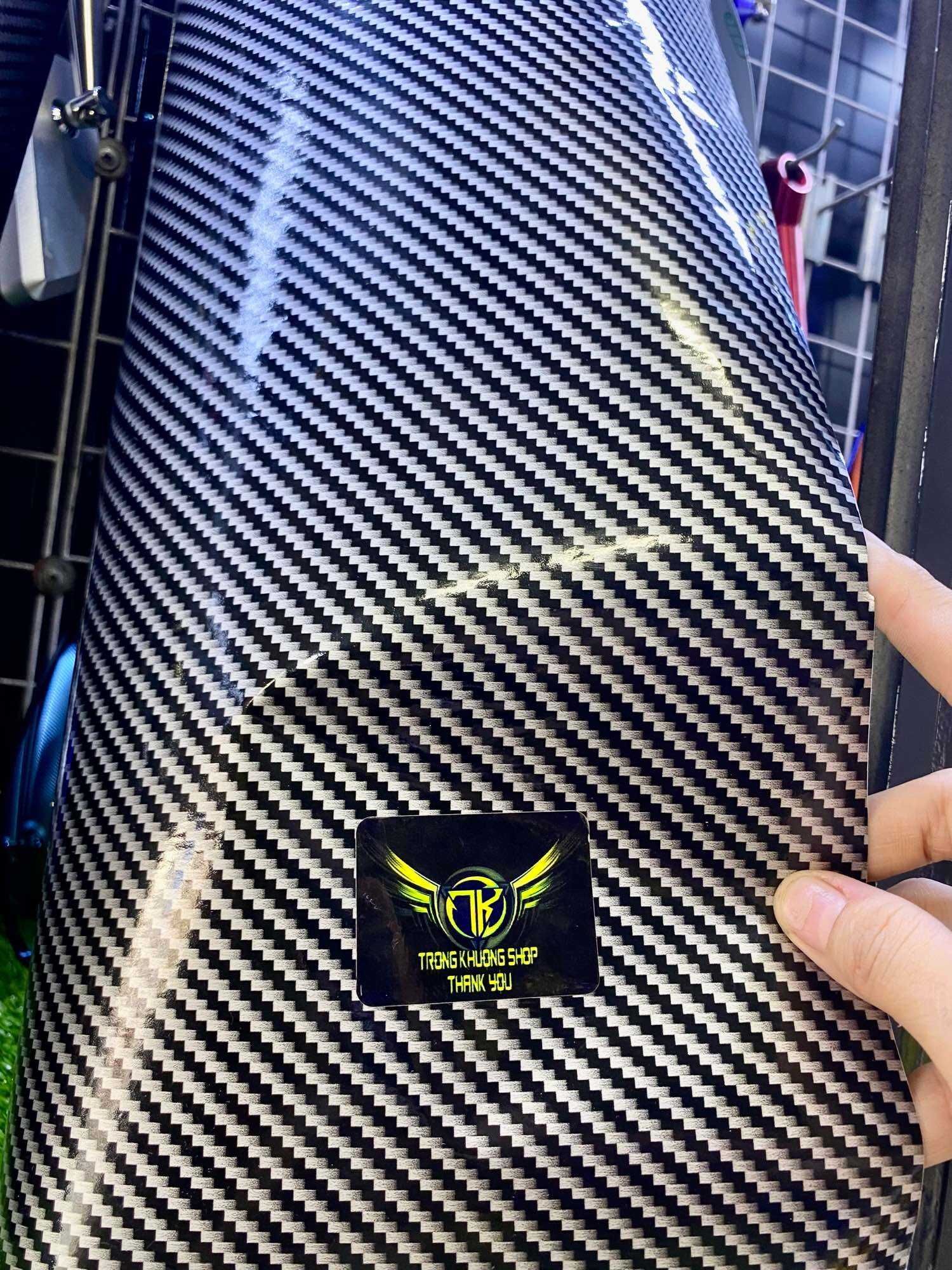 Decal carbon mờ, bóng dán trang trí xe, nội thất, laptop ….