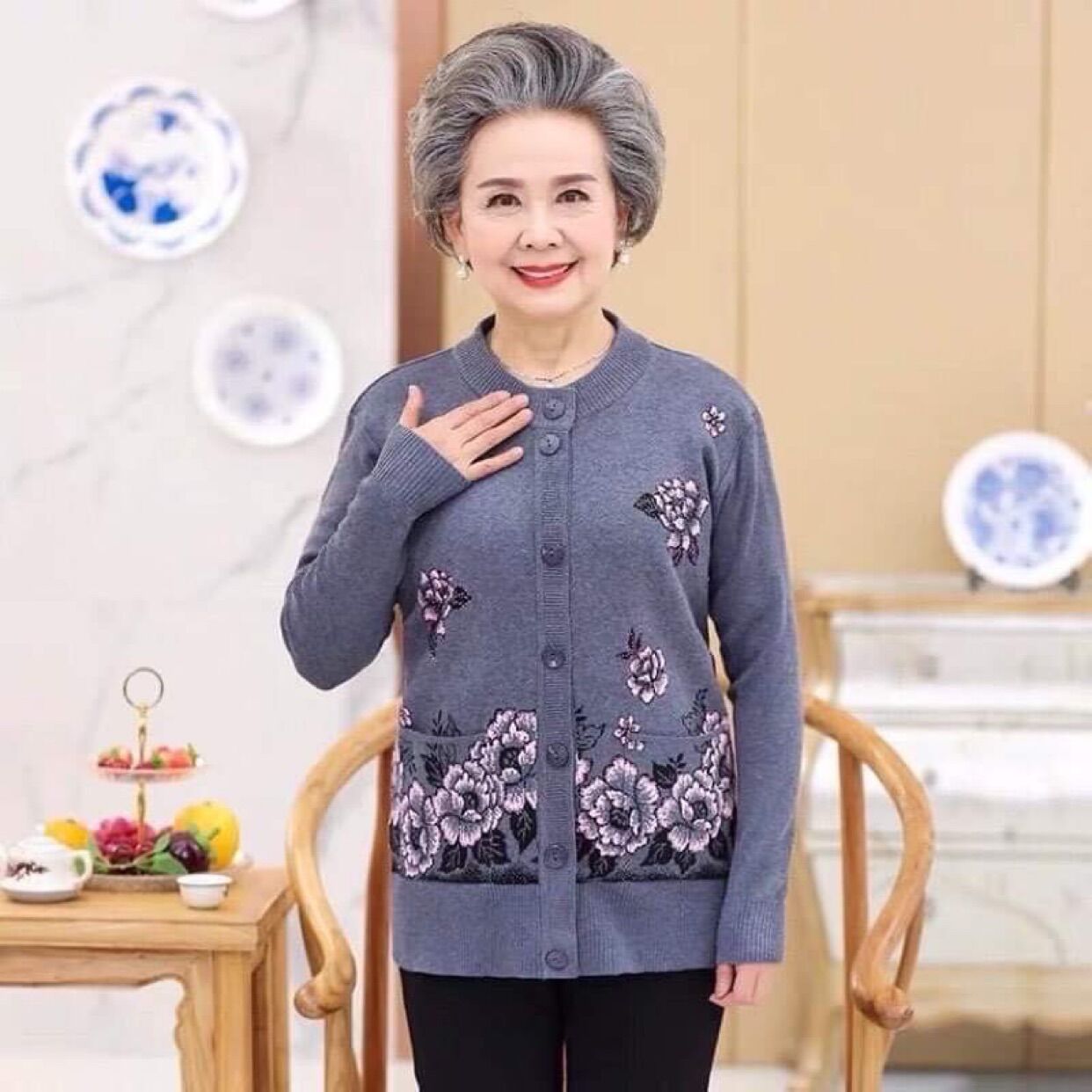 Áo khoác len người lớn tuổi