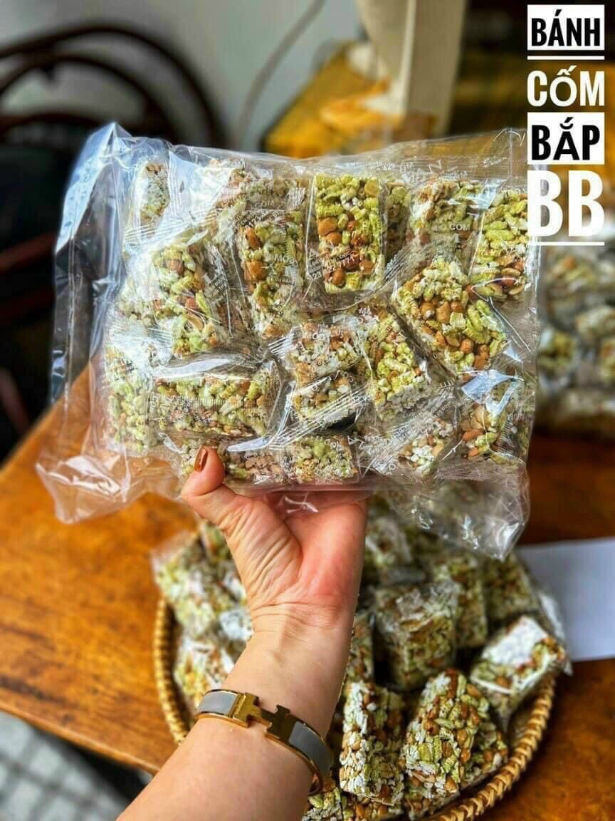 Cốm nếp đậu phộng lá dứa 500gr/ túi