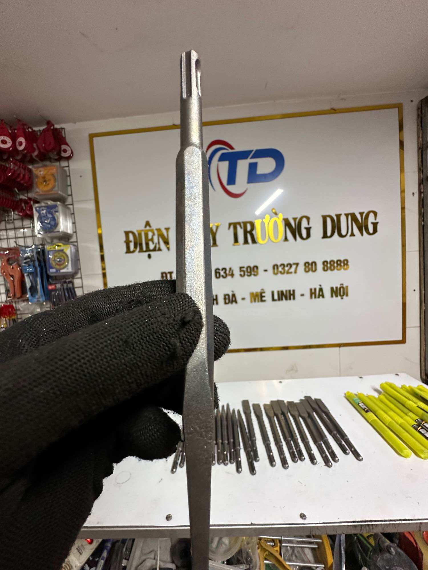 Mũi đục bê tông phi 14 nhọn và dẹt hàng xịn