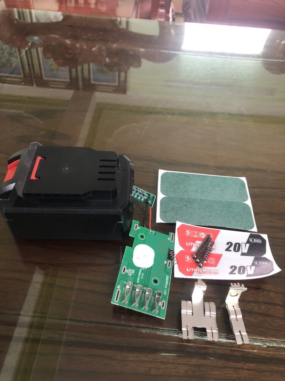Vỏ , mạch pin DCA 20V Dongcheng 20V 10 cell và 15 cell
