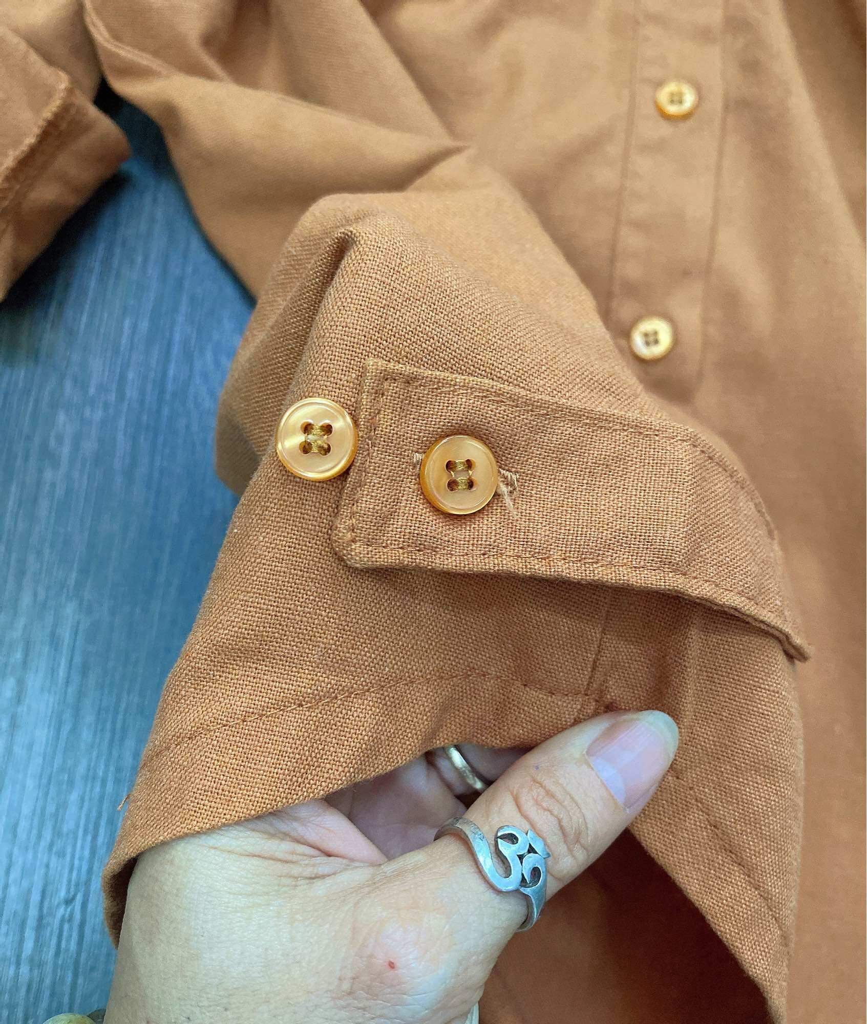 ÁO KHOÁC CHẤT LINEN ( ĐÃ XỬ LÝ ĐỘ RÚT )