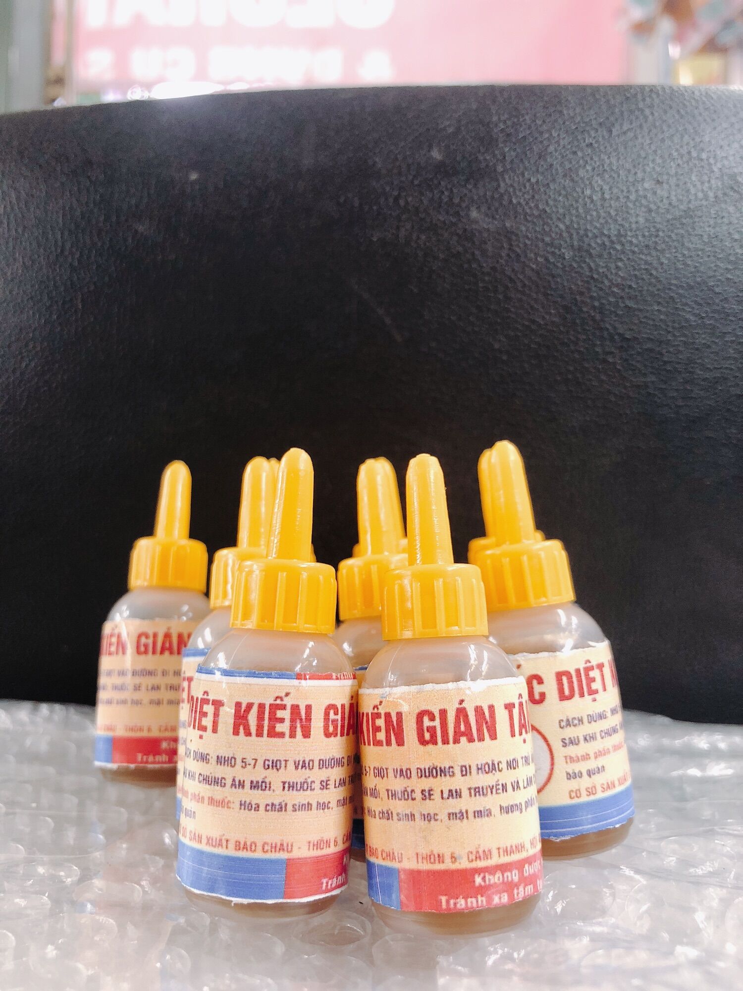 Nhỏ kiến - Dạng mật mía