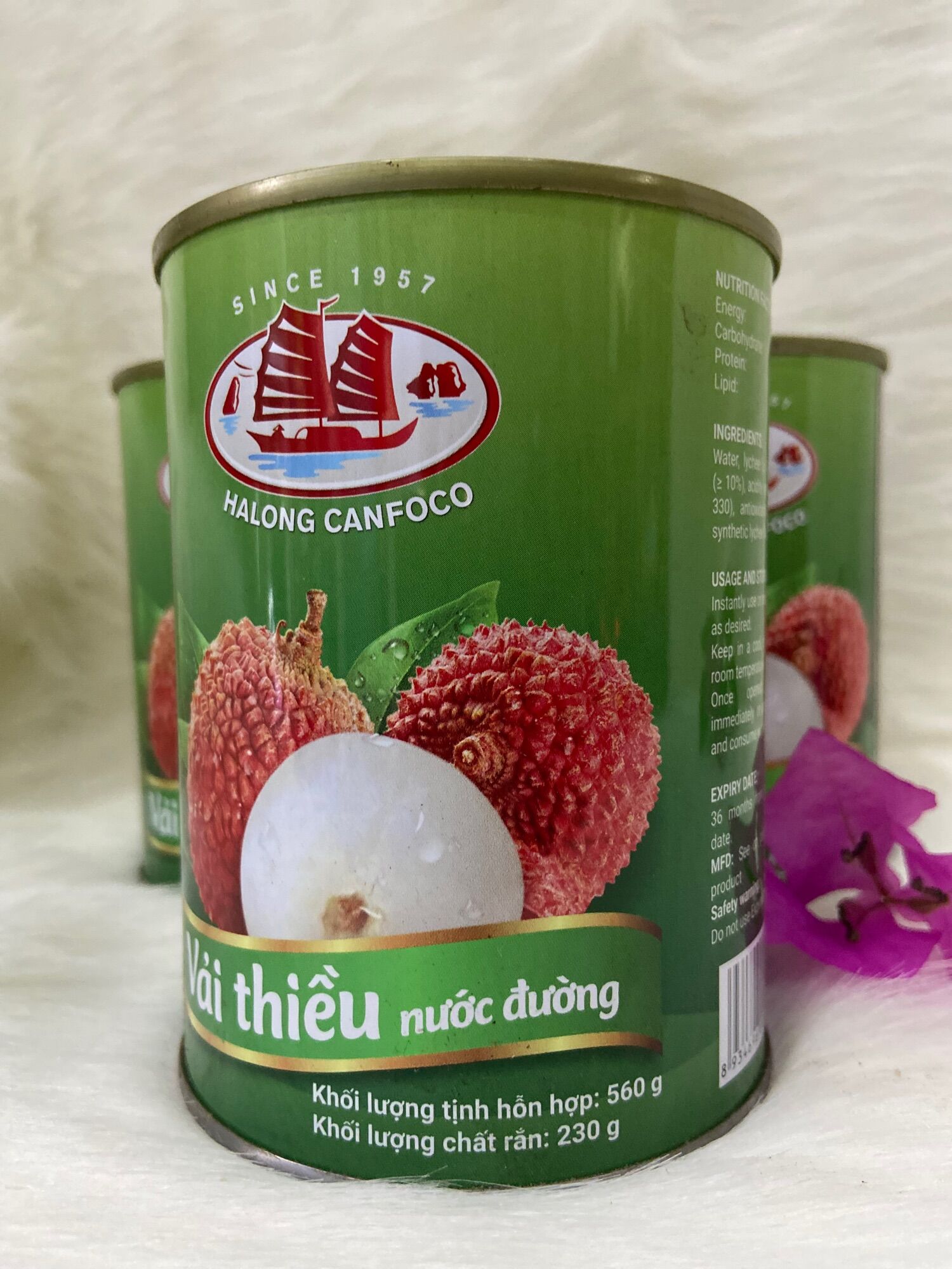 Vải ngâm đường hạ lon long 560g