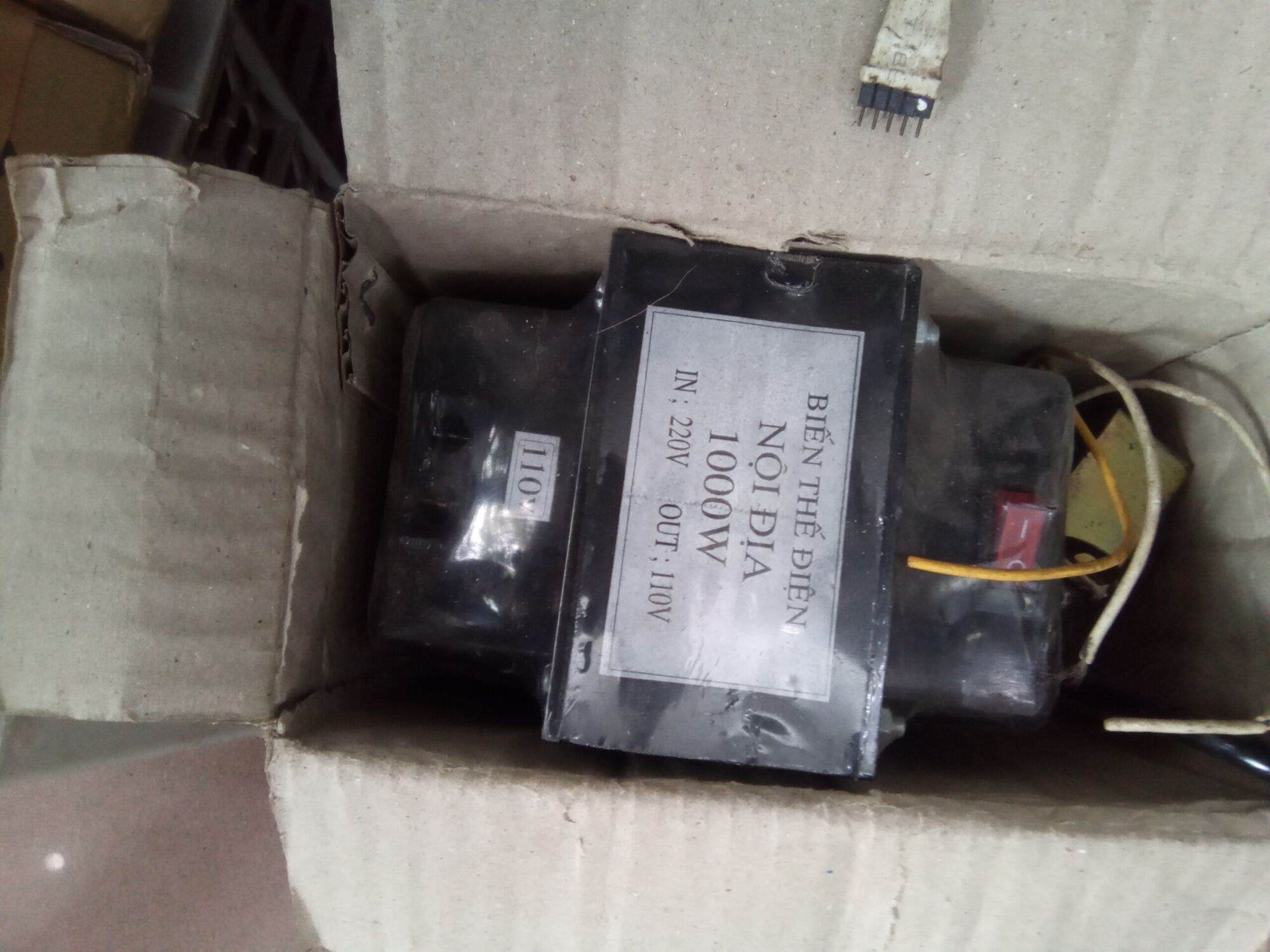 Biến thế điện 220V/110v công suất 1000w