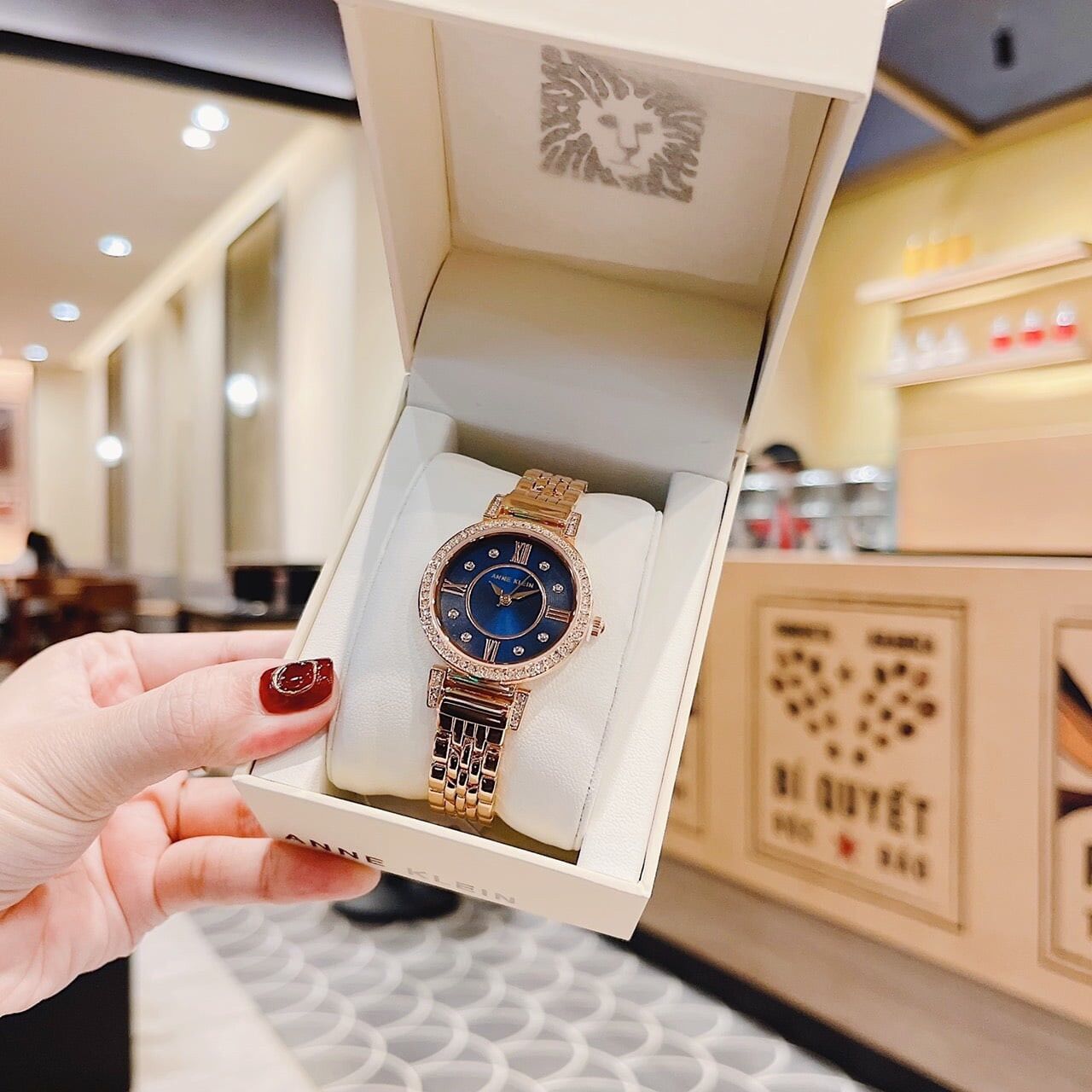 Đồng hồ nữ Anne Klein, size 30mm