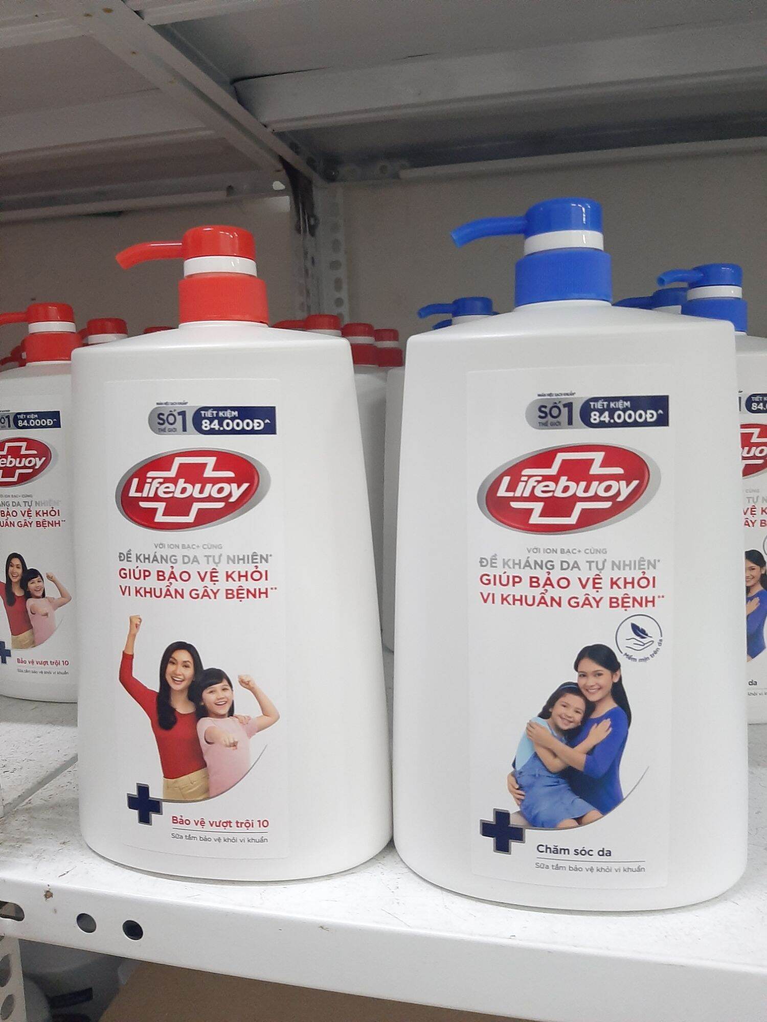 Sữa tắm lifebuoy 1,1kg ( có sẵn 2 màu ) nhập khẩu