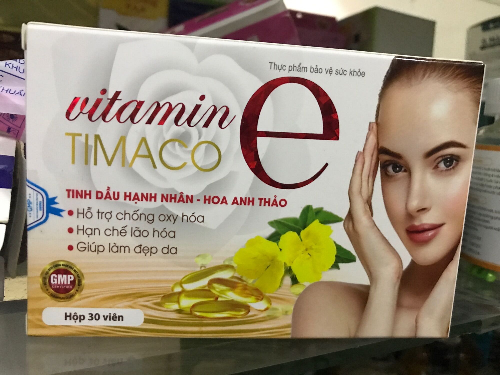 Viên uống đẹp da -chống lão hoá vitamin e timaco hộp 30 viên với thành phần hoa anh thảo-tinh dầu hạnh nhân-dầu dừa và e