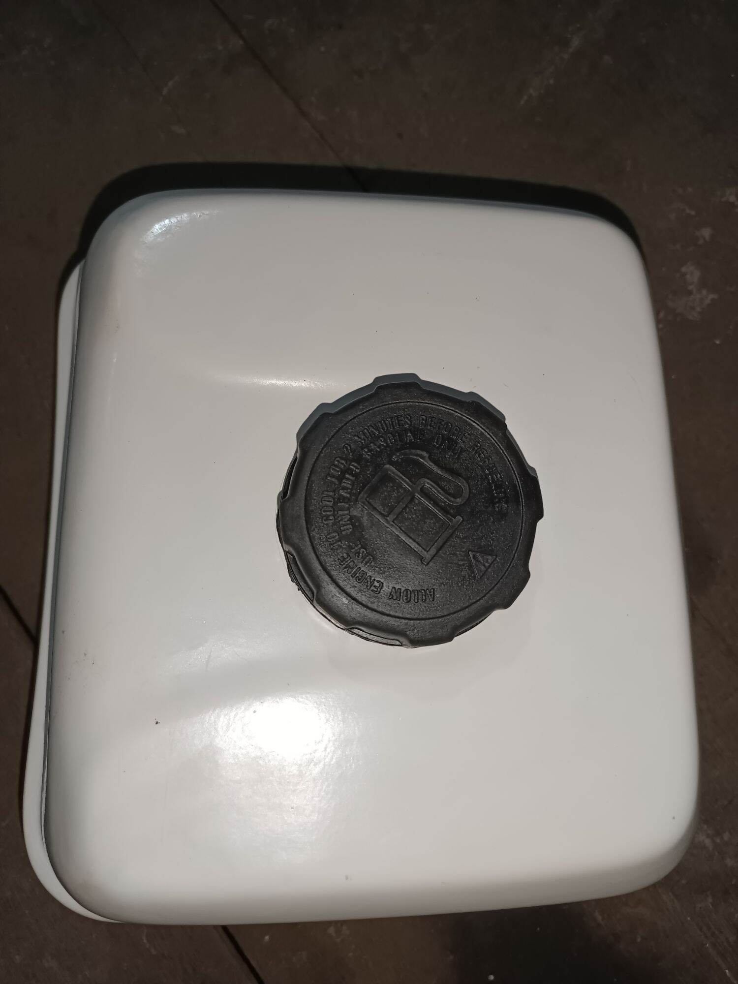 Thùng đựng xăng composite 5.5 6.5 Honda loại mỏng