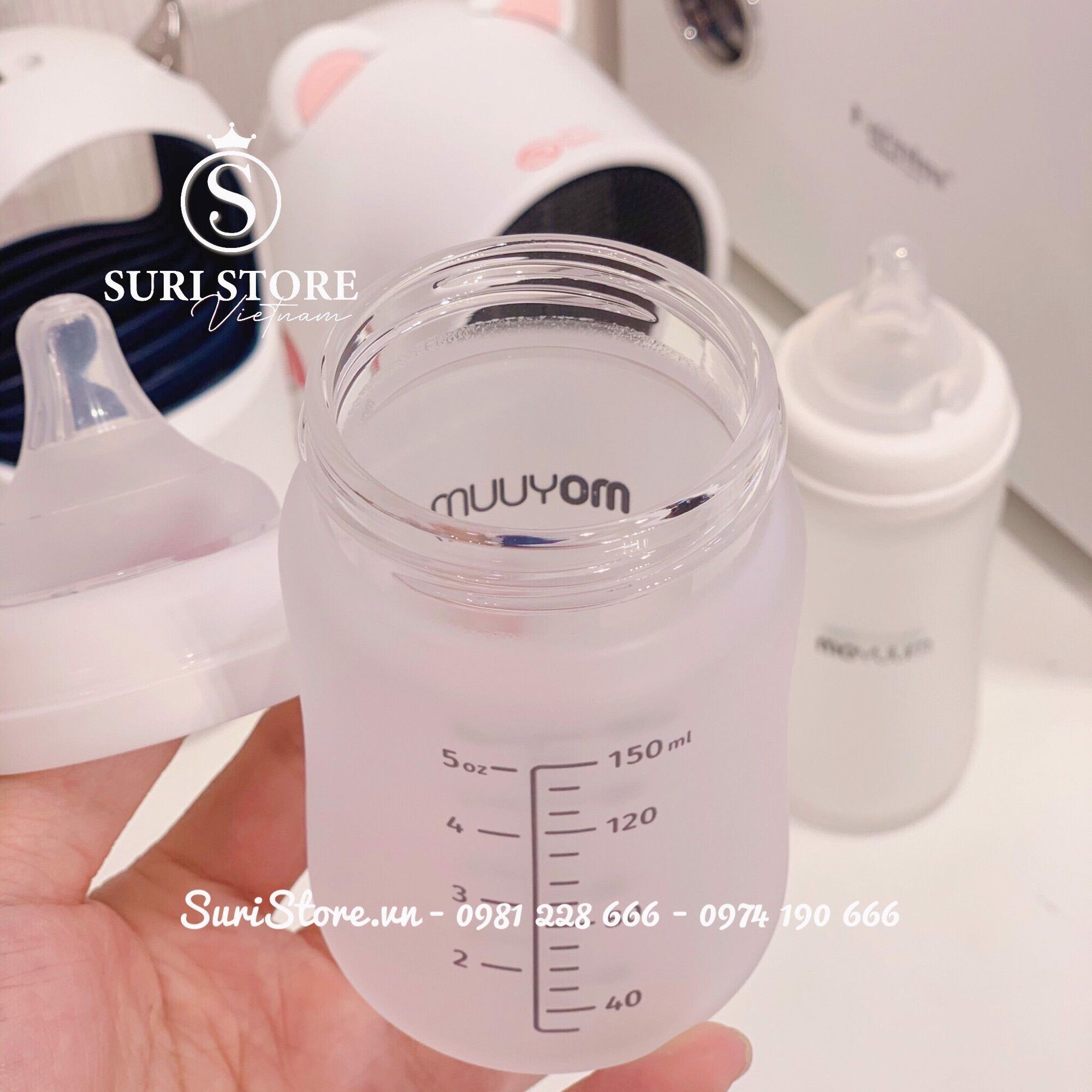 Bình sữa thuỷ tinh Moyuum Glass Bottle