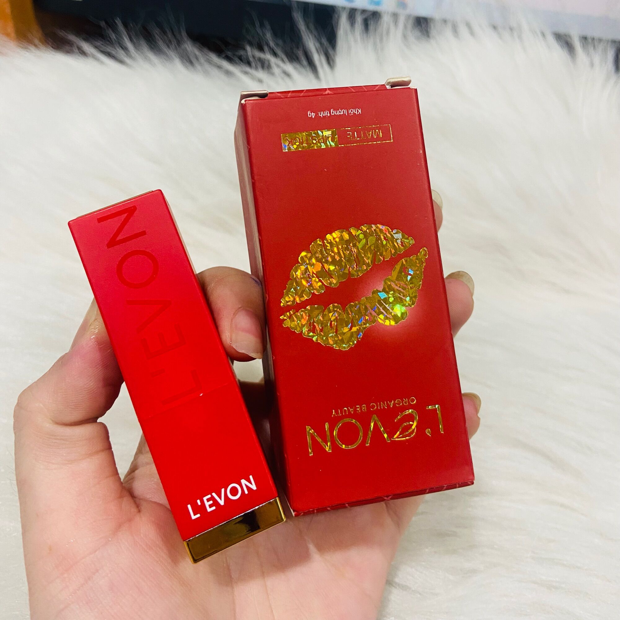 Son lạnh Levon