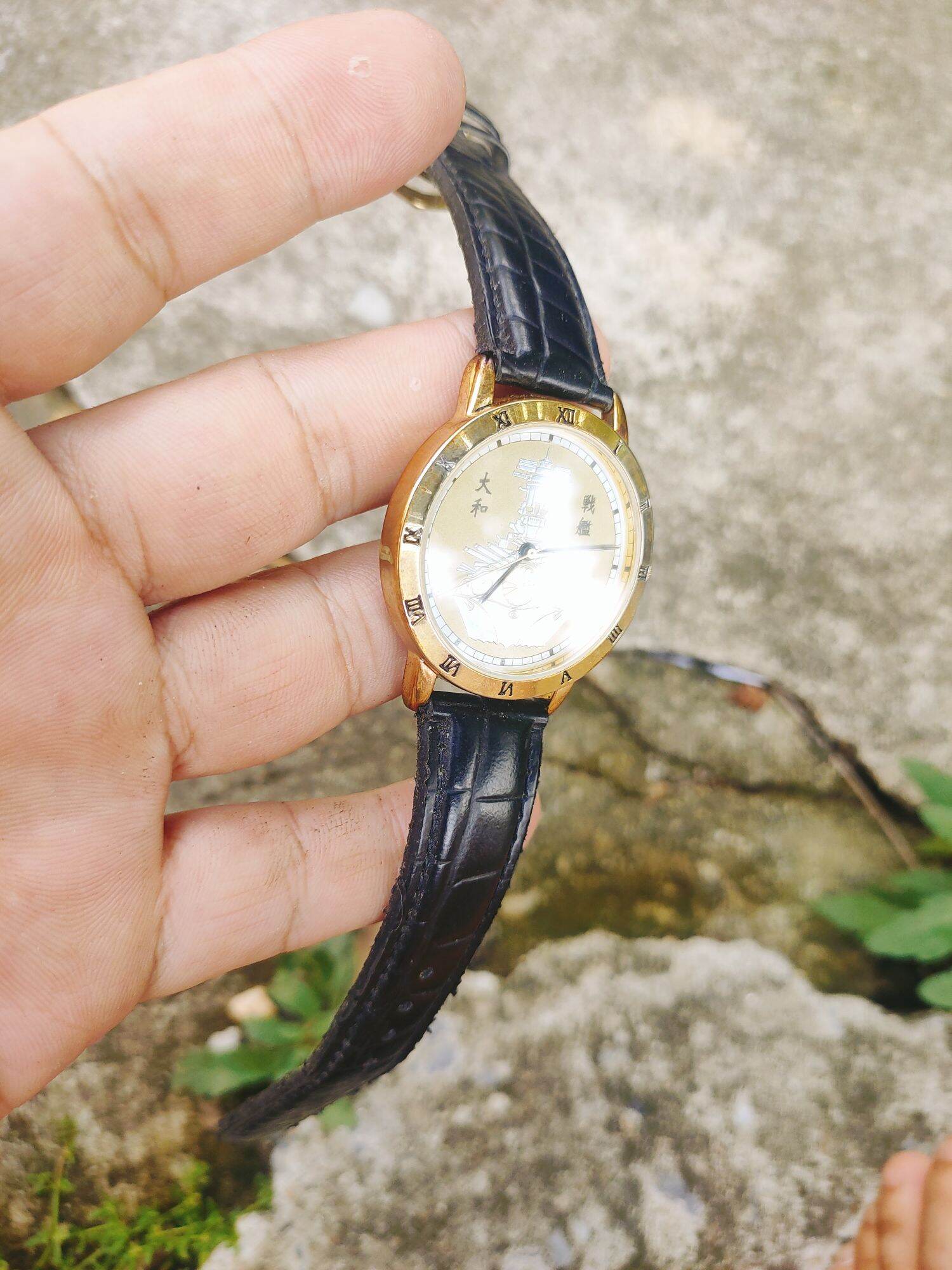 Đồng hồ nội đia nhật, size 38mm, dây da đẹp