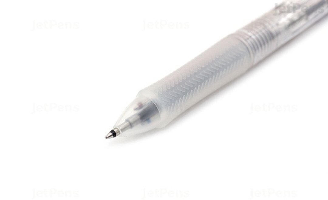 BÚT BI PILOT ACROBALL 4 NGÒI 0.7 THÂN TRONG SUỐT (MADE IN JAPAN)